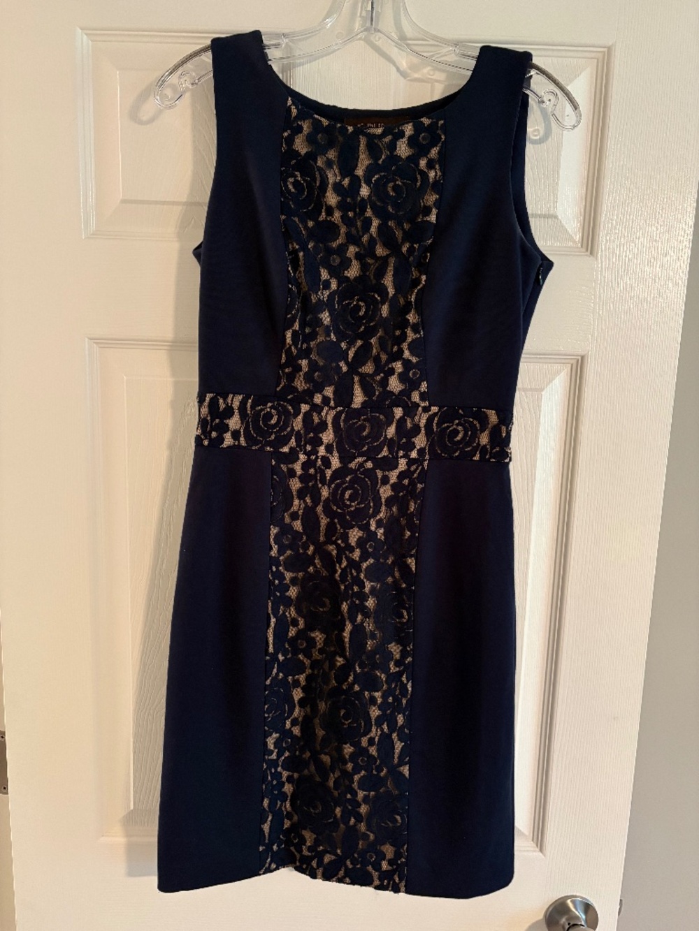 The Limited Navy Blue Floral Lace Sheath Dress Size 4